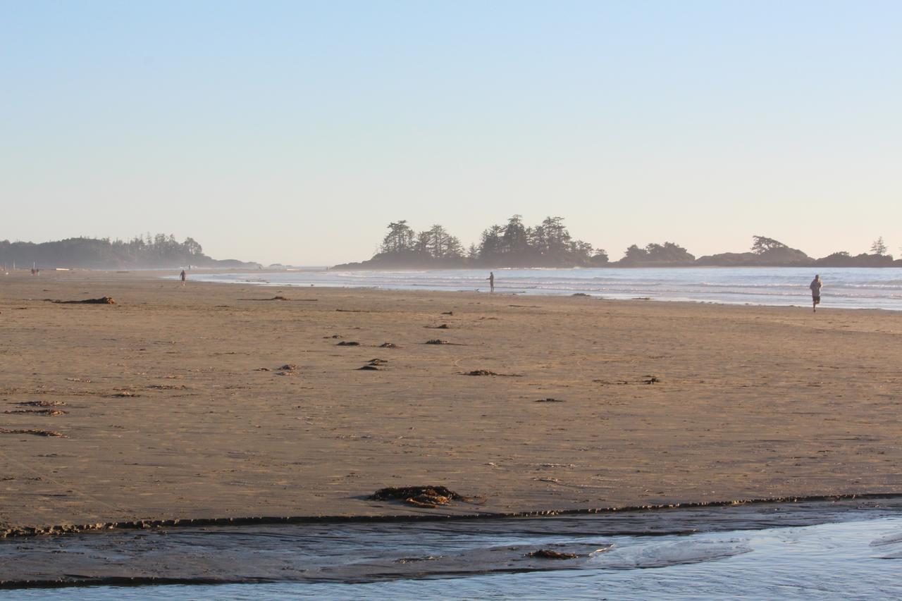 Sienna'S Tree House Apartment Tofino Exterior photo